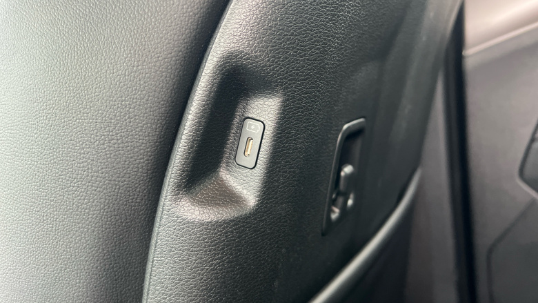 Kia Sportage 1.6T GDi 207 HEV 3 5dr Auto Hybrid Estate